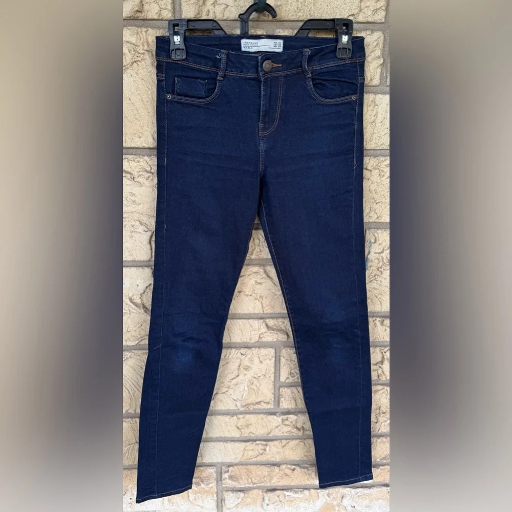 Zara TRAFALUC Women's Dark Blue Jeans Size 2 Stretch